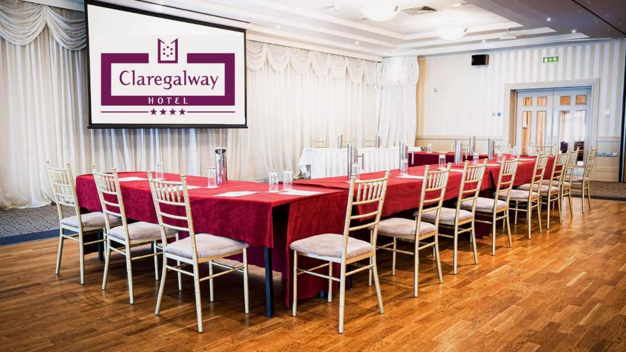 Claregalway Hotel ภายนอก รูปภาพ
