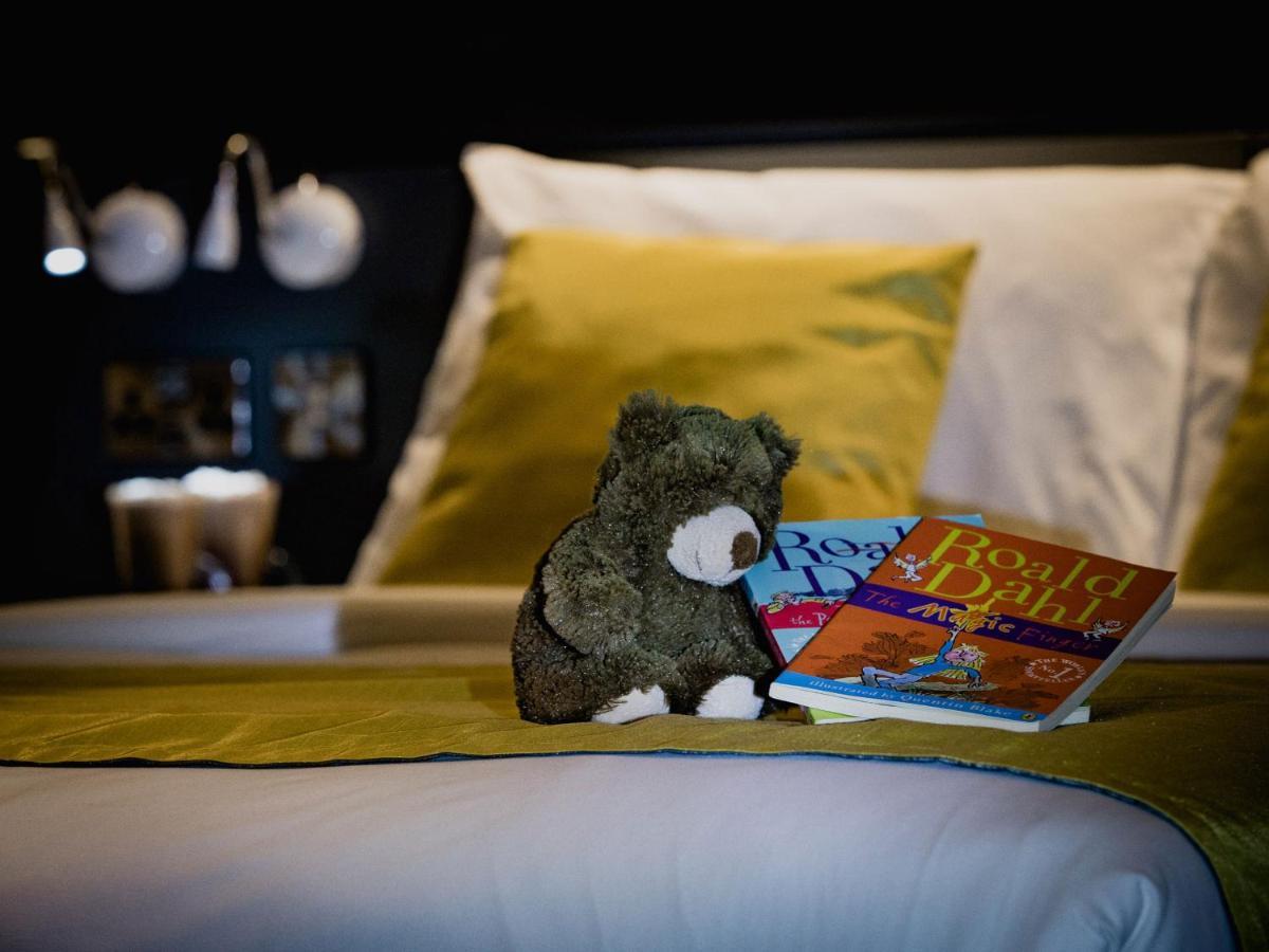 Claregalway Hotel ภายนอก รูปภาพ